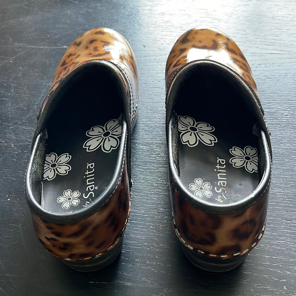 SANITA KOI PROFESSIONAL LEOPARD CLOGS LINDSEY LEXY SIZE EU 38 US 6.5 - 7 - Picture 3 of 8